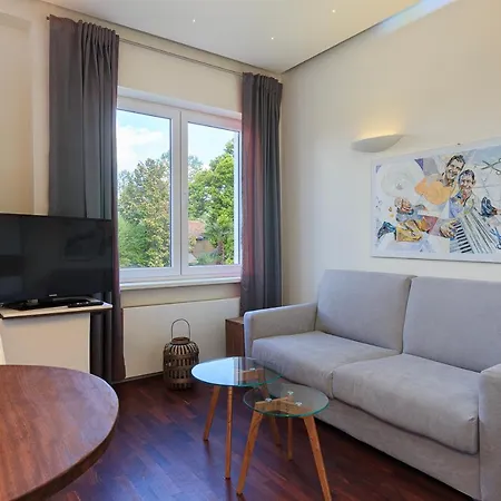 Appartement Adelaide *